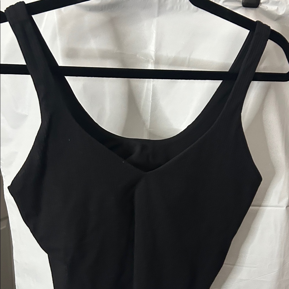 Lululemon tank ribbed EUC size 10